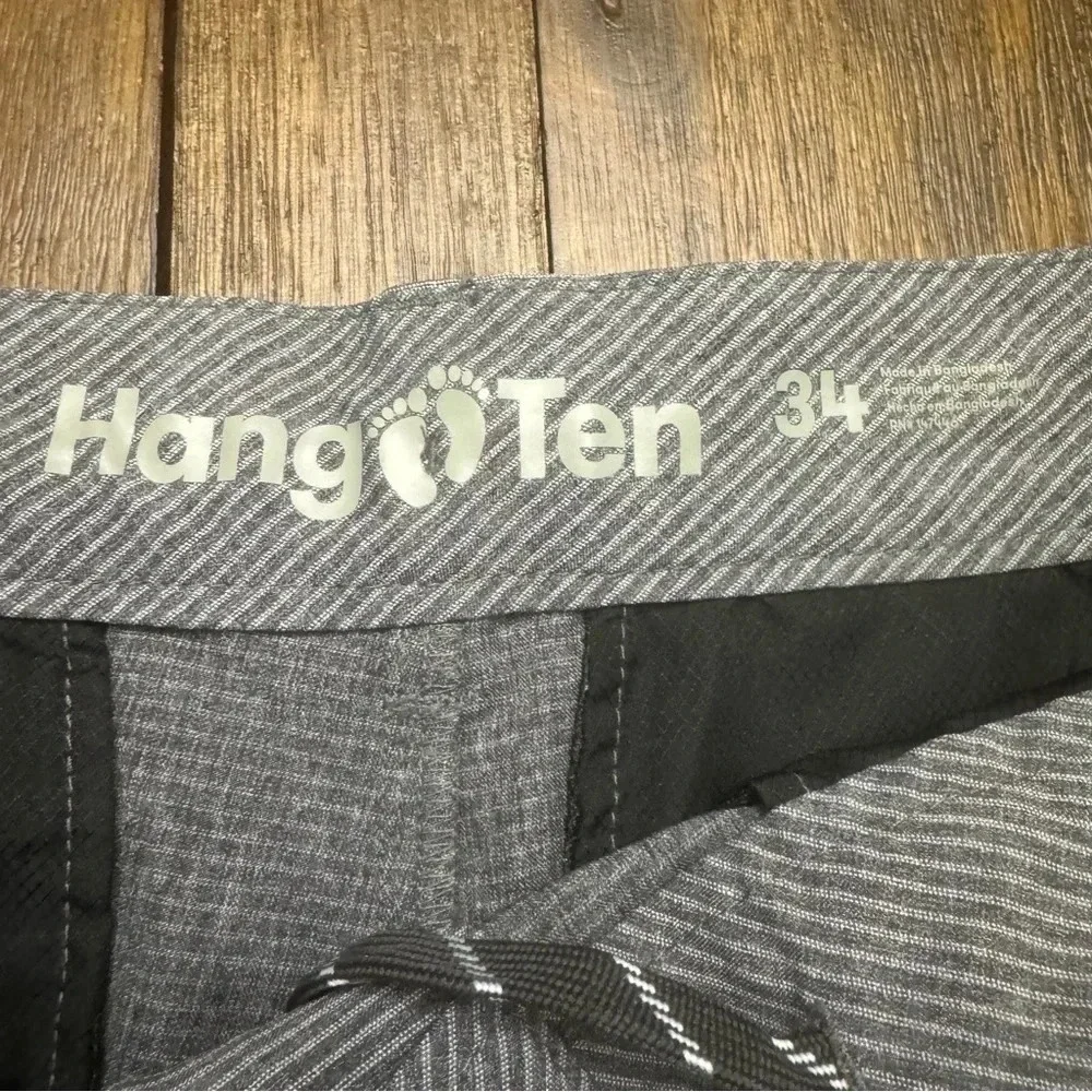 EUC Men’s Hang Ten gray shorts. Size 34. Inseam 10”.
